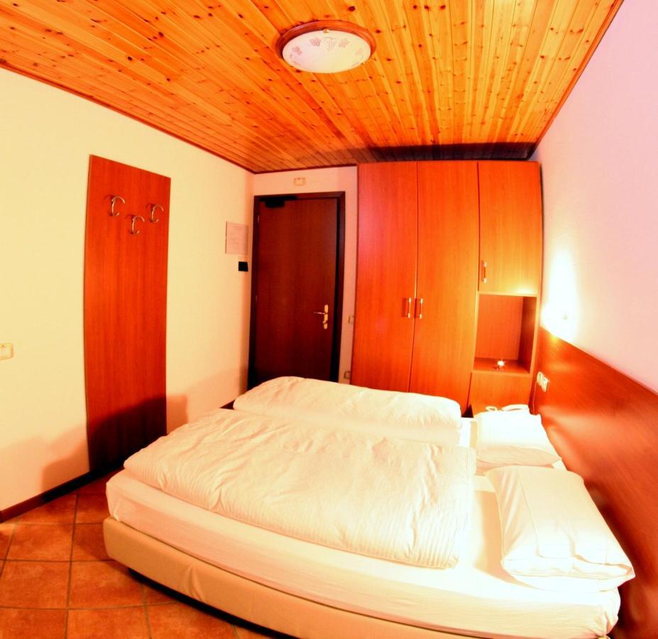 Hotel Milano Piazzatorre Exterior photo
